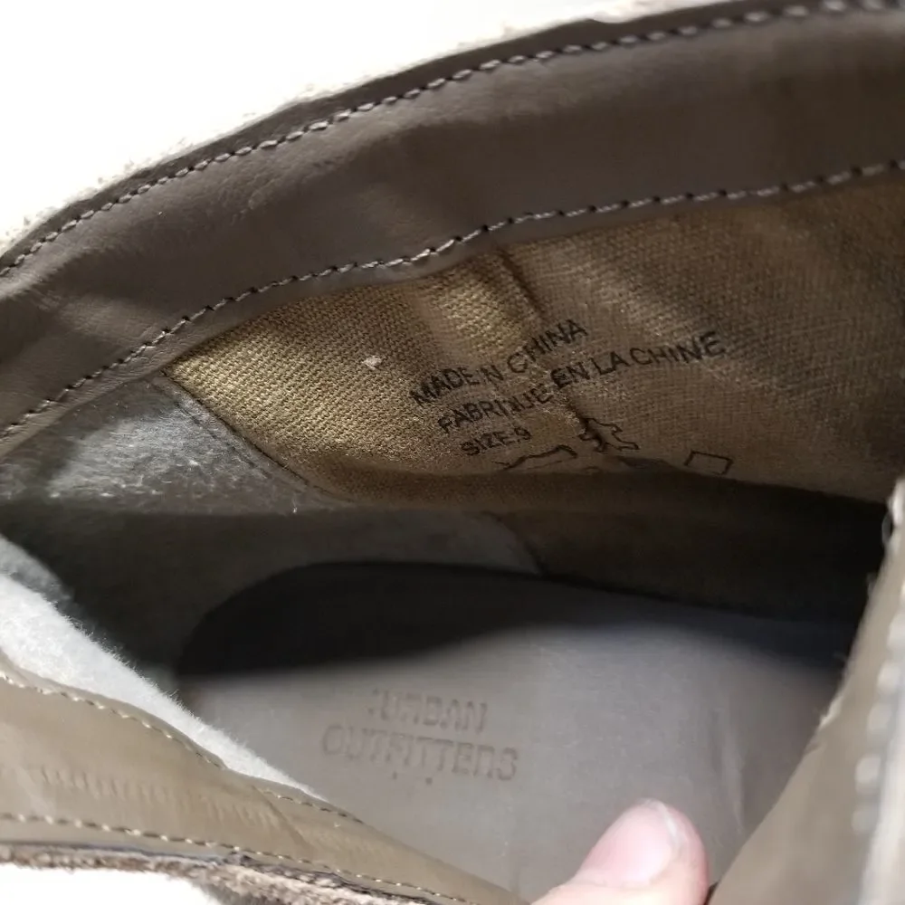 Urban Outfitters booties size 9